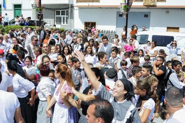 Traida Infantil del Agua de Lomo Magullo 2016