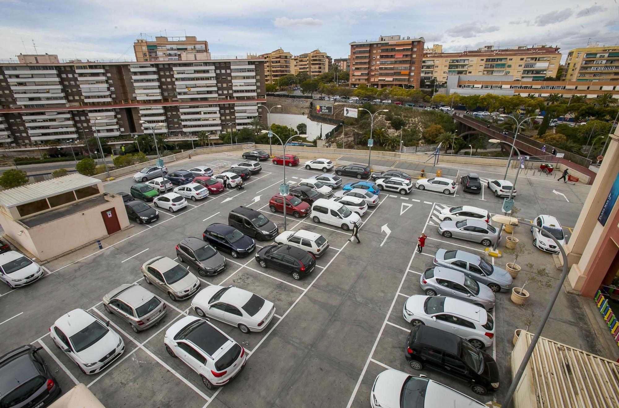 Así están los centros comerciales de Alicante este fin de semana