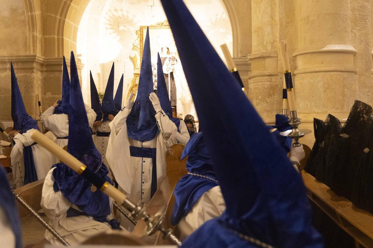 Semana Santa en Alicante 2026: Procesión de la Real y Muy Ilustre Cofradía de Nuestra Señora de la Soledad