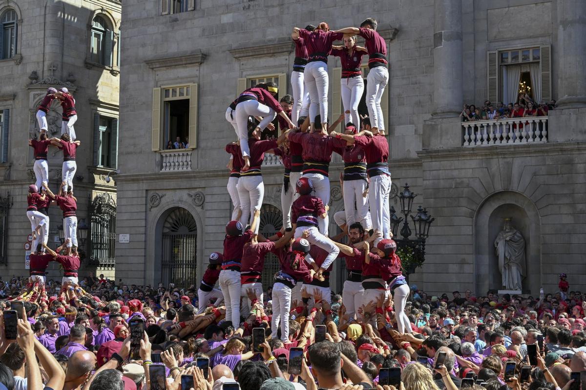 La Diada Castellera de la Mercè reúne las ocho colles de Barcelona