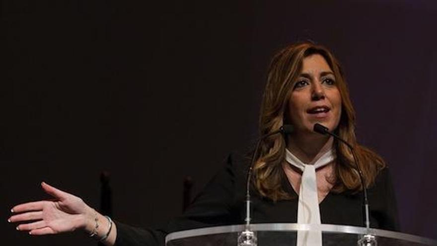 La presidenta de la Junta, Susana Díaz, durante su intervención en el acto de entrega de los Premios Anuales a la Promoción de la Cultura de Paz y Convivencia Escolar