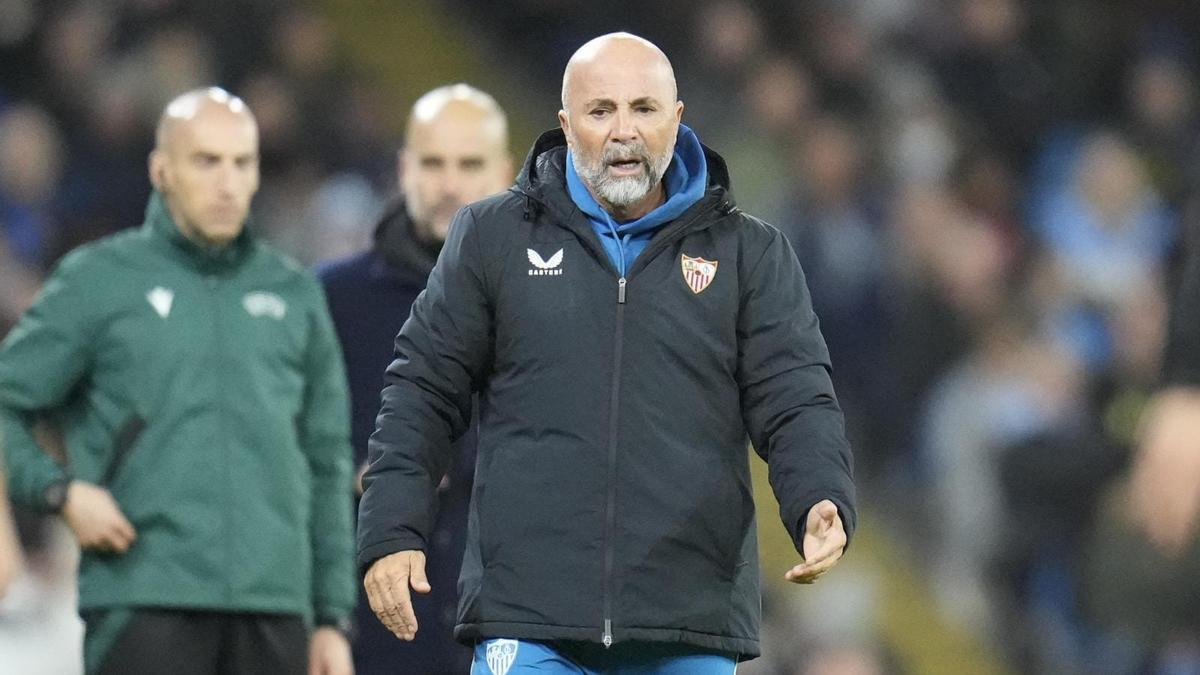 Jorge Sampaoli aún no ha sacado al Sevilla del apuro