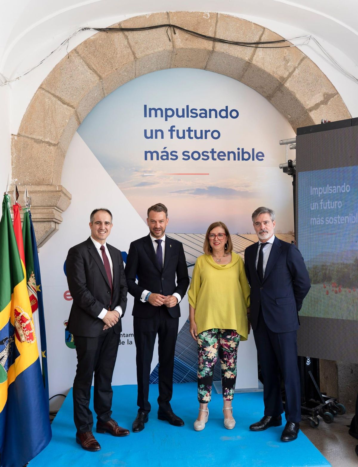 Presentación de la primera comunidad energética de Cox.