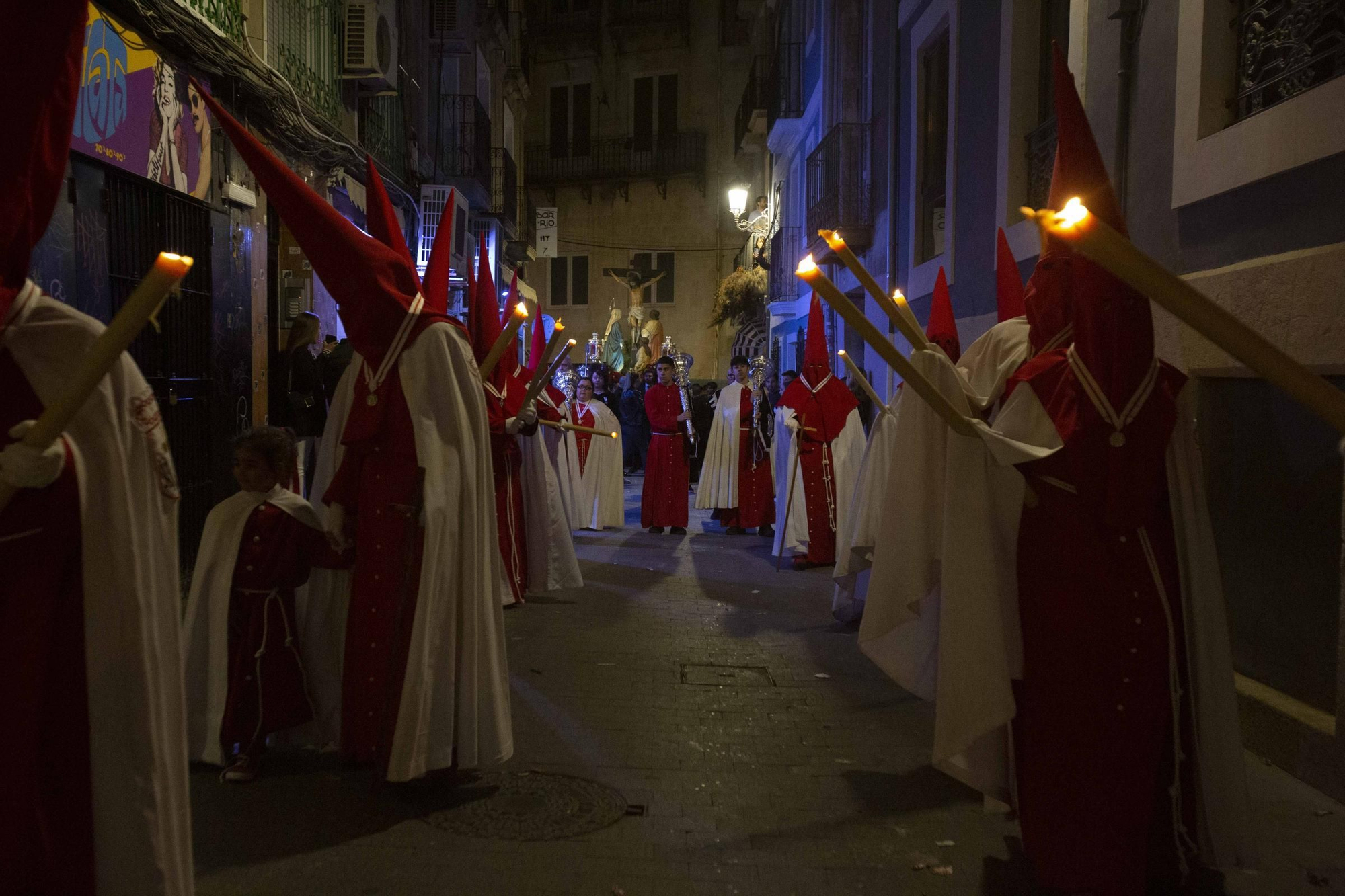 Procesión nocturna del Divino Amor "La Marinera" por las calles del barrio de Alicante