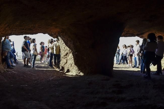 Visita al primer rayo de sol del solsticio de ...