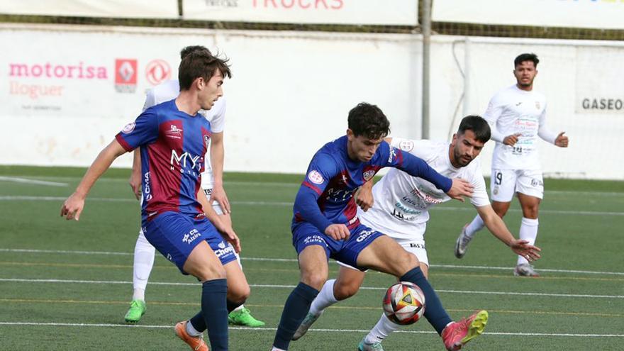 La UD Alzira espera ganar en casa de la Nucia, equipo ya descendido a Tercera