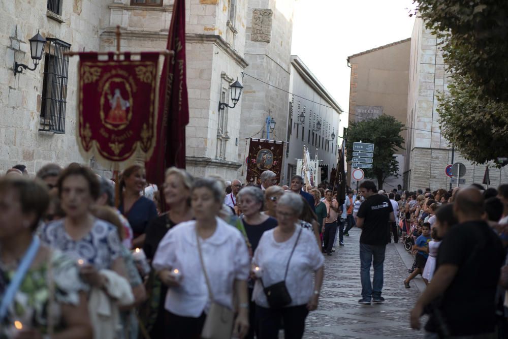 Procesion virgen del Tránsito