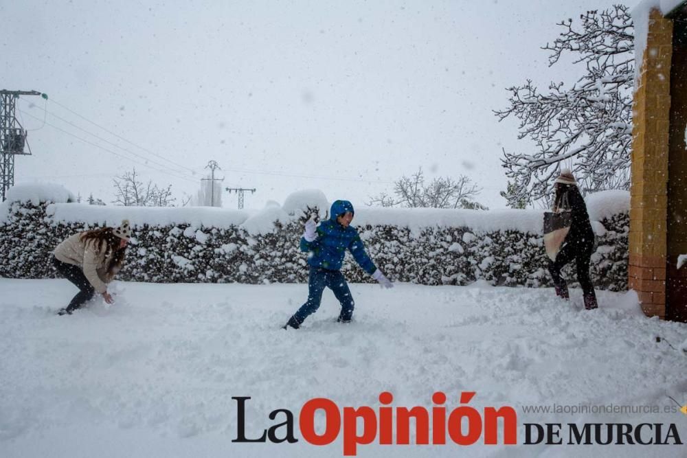 La nieve cubre de blanco el Campo de San Juan