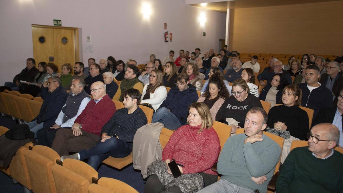 Asamblea del Consorcio de Residuos (COR) en Xàtiva, este miércoles.
