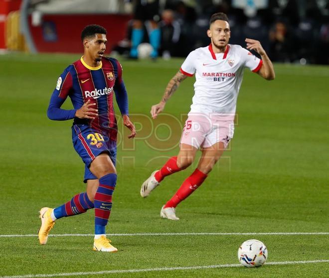 Imágenes del partido entre el FC Barcelona y el Sevilla  FC. de la quinta jornada de LaLiga Santander, disputado en el Camp Nou en Barcelona.