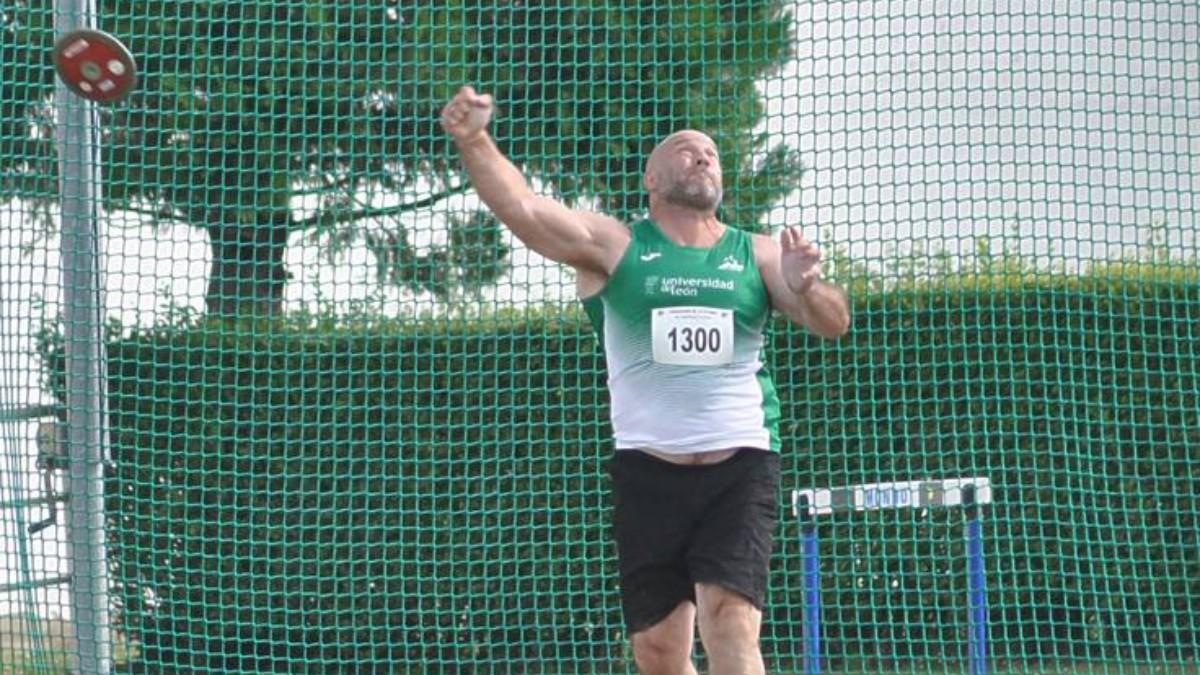 Manuel Martínez se pasa al disco