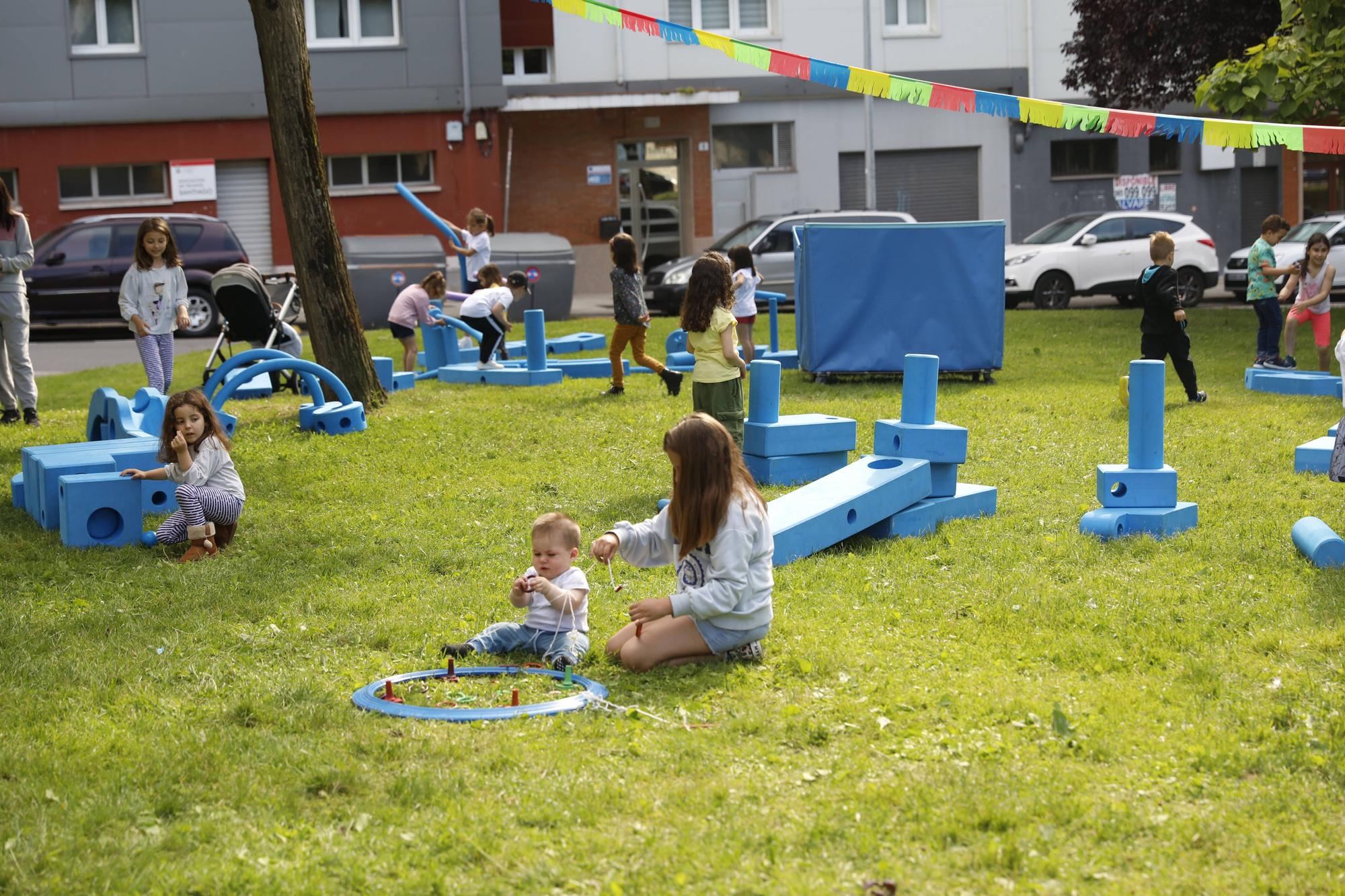 En imágenes: Tarde en familia y con juegos en Nuevo Gijón