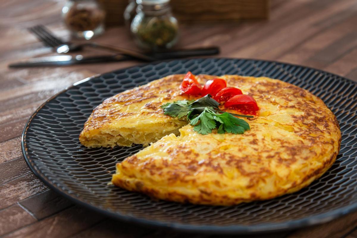 ¿Son todas las tortillas de patata de supermercado iguales? Aprende a escoger cuál es la mejor