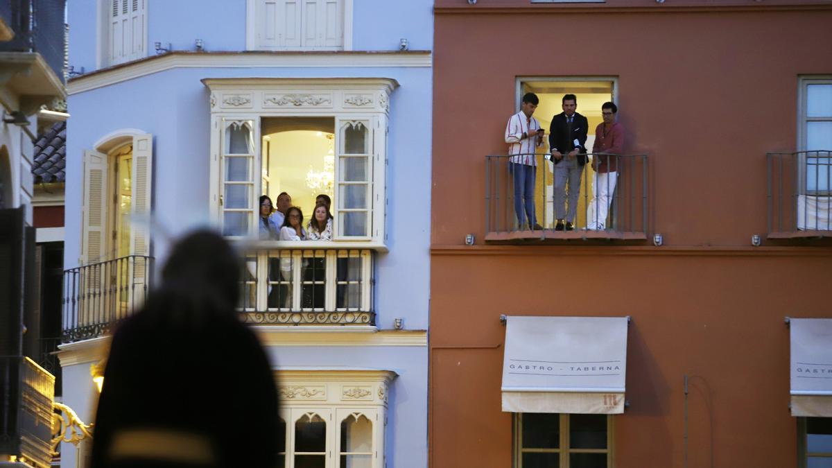Madrugada de traslados para la veneración 'El Verbo Encarnado' en la Catedral