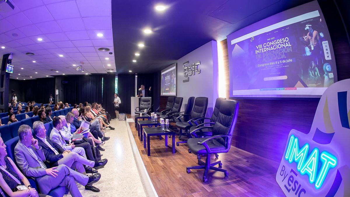 ESIC Valencia ha celebrado el congreso Internacional de Innovación Aplicada que sitúa en el centro las últimas tendencias en educación y que busca entender y adelantarse a los nuevos retos de la enseñanza