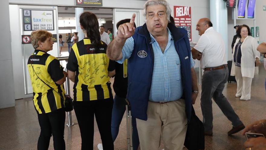 Llegada del Rápido de Bouzas a Vigo tras lograr el ascenso