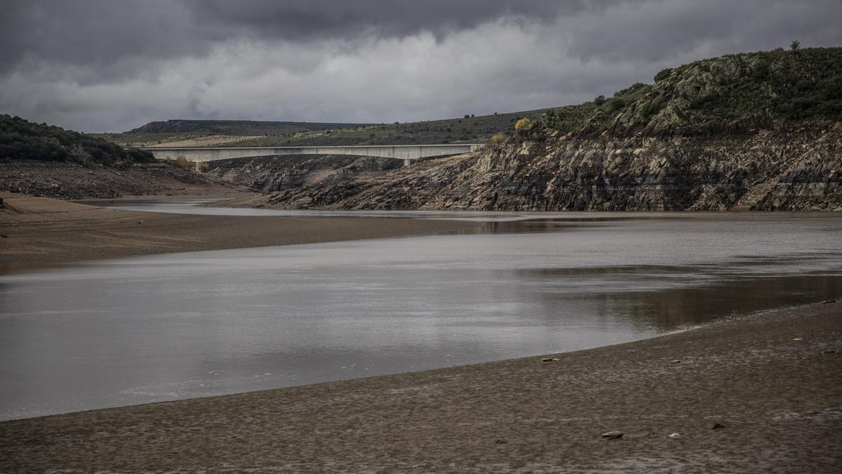 Embalse de Ricobayo, el año pasado bajo mínimos