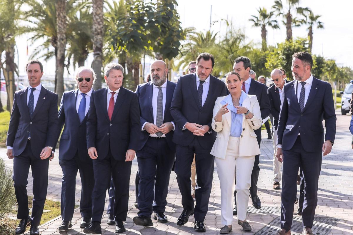 NUEVO PASEO MARÍTIMO: El alcalde de Palma, Jaime Martínez, sobre el ...