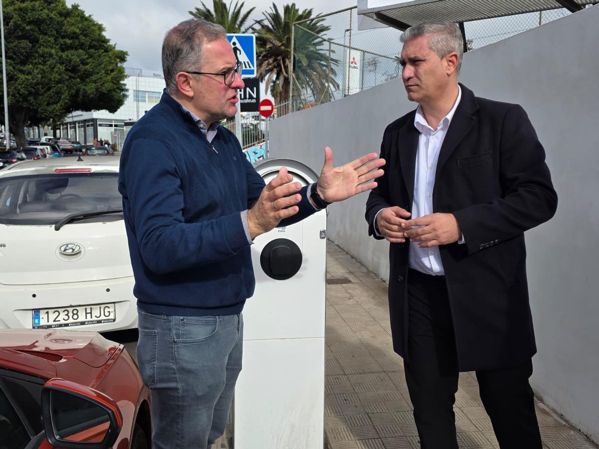 El Ayuntamiento continuará ampliando de forma progresiva la red municipal de terminales de recarga para vehículos eléctricos.