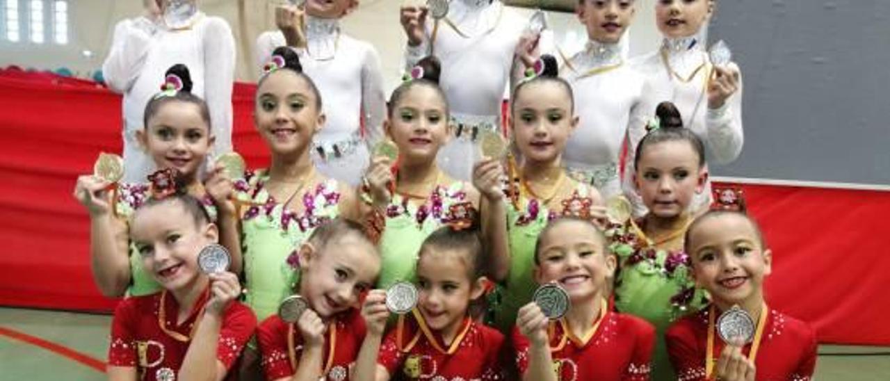 Lluvia de medallas para el Roquette