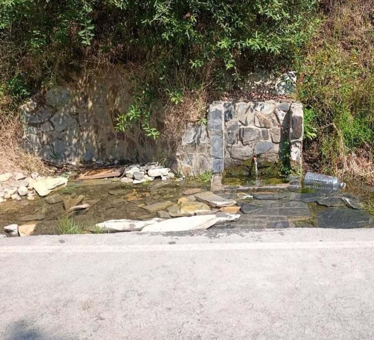 Estado actual de la fuente de la Bodega.