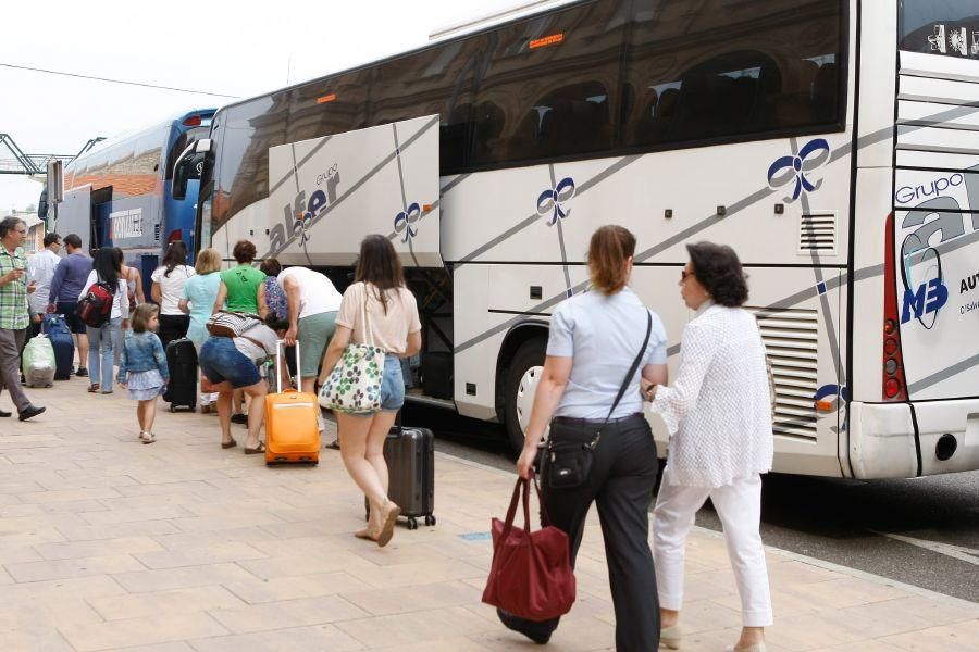 Decenas de viajeros del Alvia a Galicia