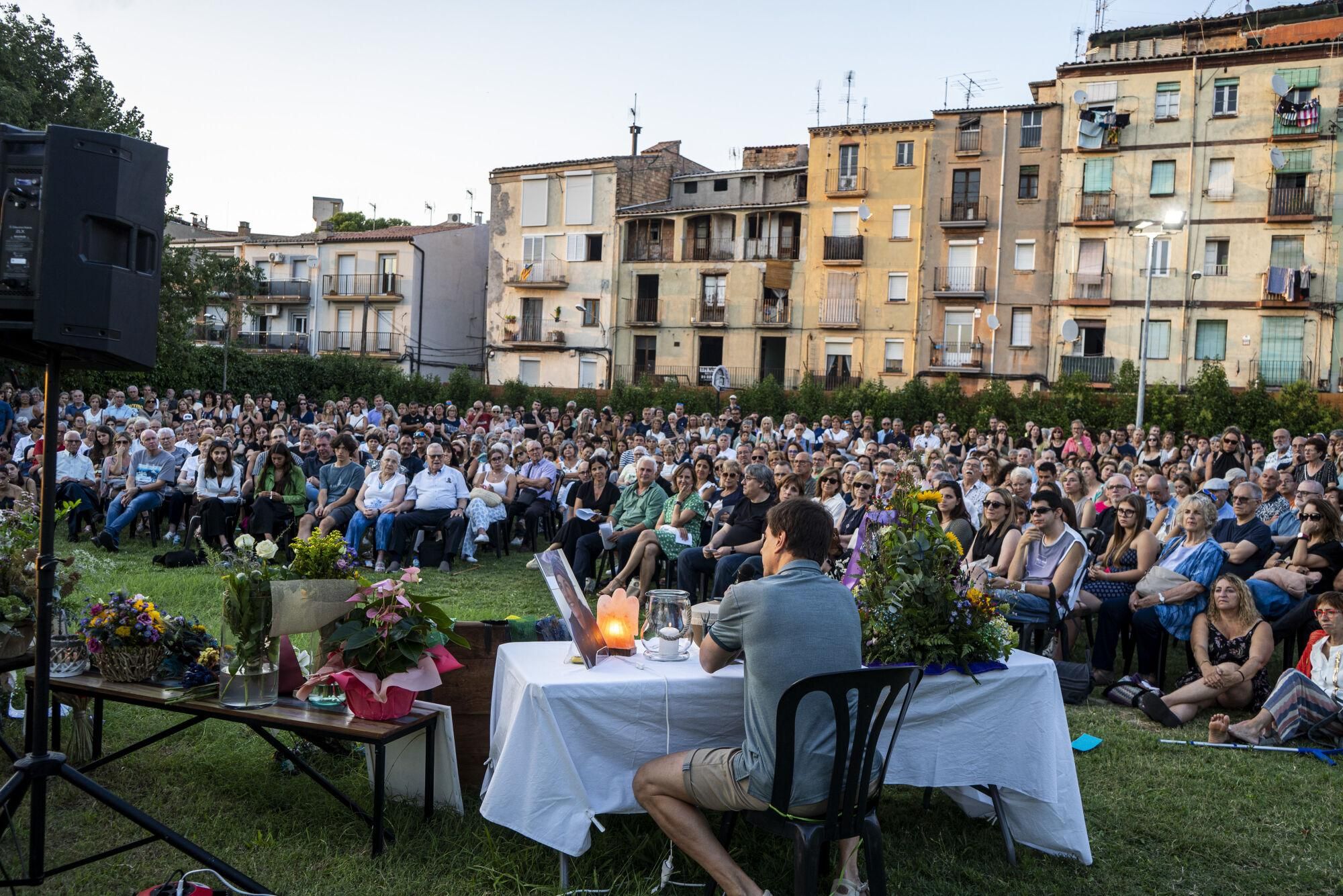 L&#039;homenatge a Manresa a Txell Fusté, que va perdre la vida al pic del Ruhle, en imatges