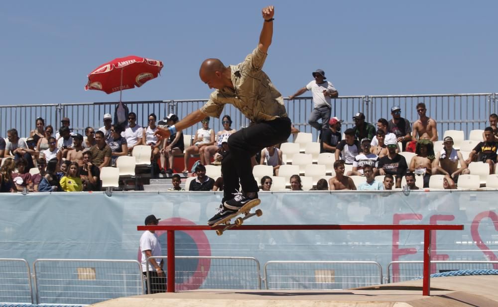 Tres días de acrobacias y piruetas imposibles, arte, deporte y cultura urbana campando por la fachada atlántica de Vigo. Un espectáculo al aire libre para el mejor festival del noroeste.