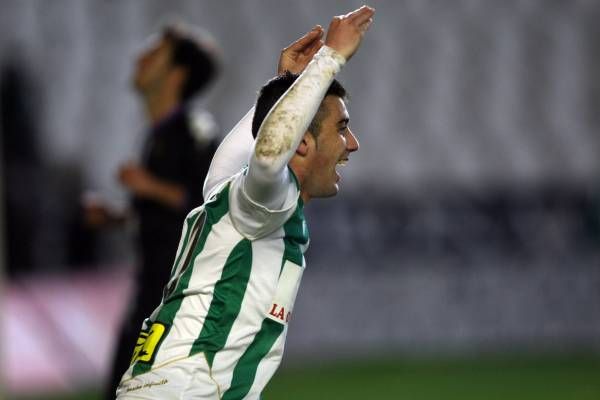 El Córdoba CF vence en el Arcangel por dos a cero al Real Valladolid