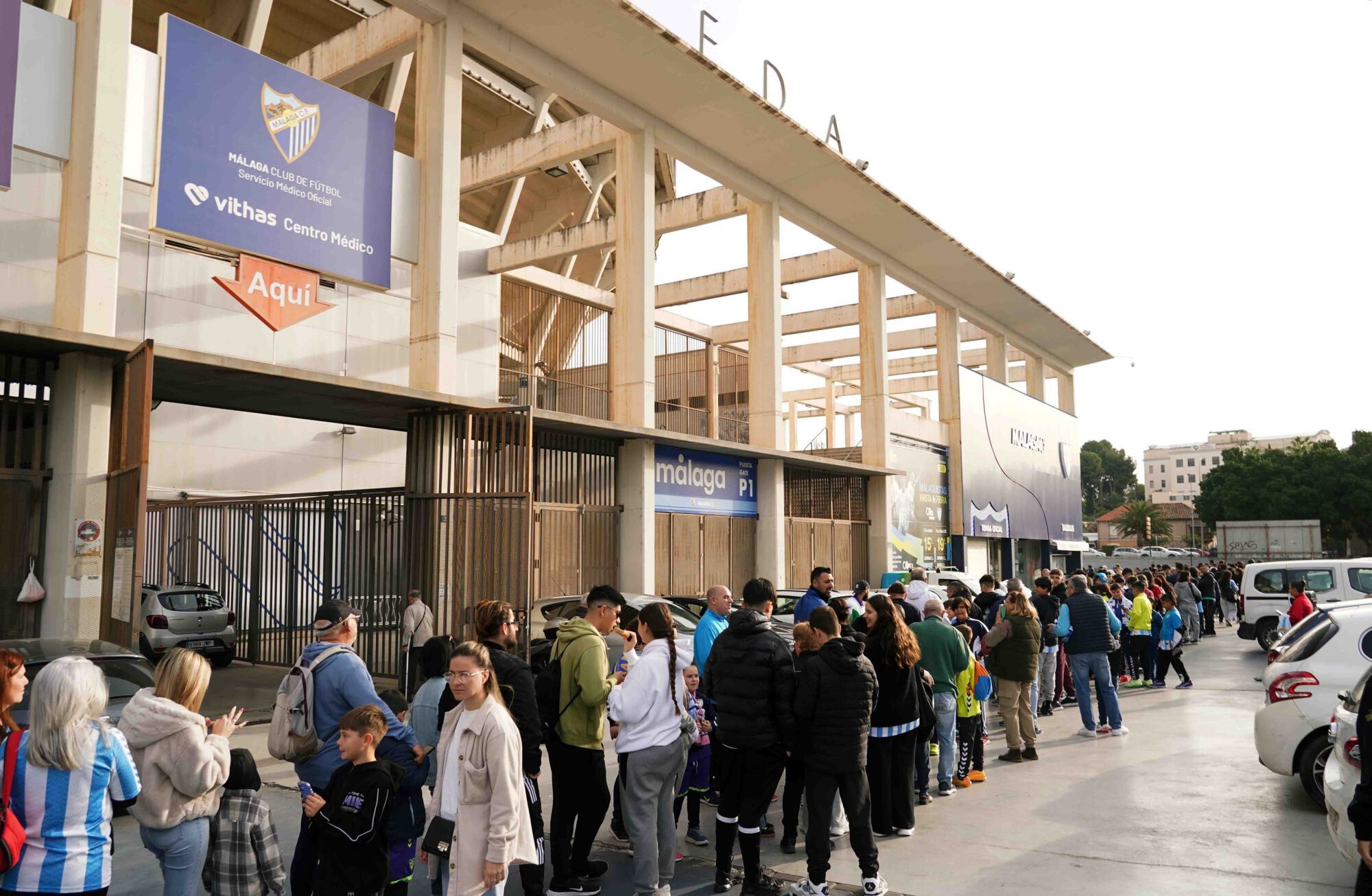 Las fotos del entrenamiento del Málaga CF en La Rosaleda de puertas abiertas