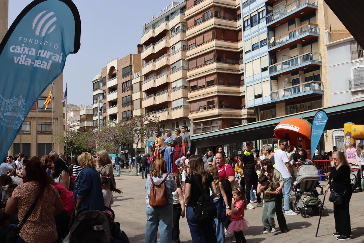 Fotogalería I Las imágenes de la fiesta infantil de la Fundació Caixa Rural Vila-real Fotogalería I Las imágenes de la fiesta infantil de la Fundació Caixa Rural Vila-real