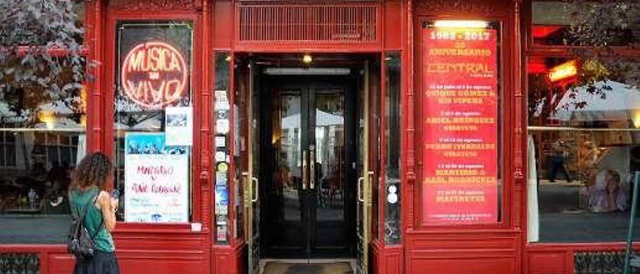 Fachada del Café Central (Madrid).