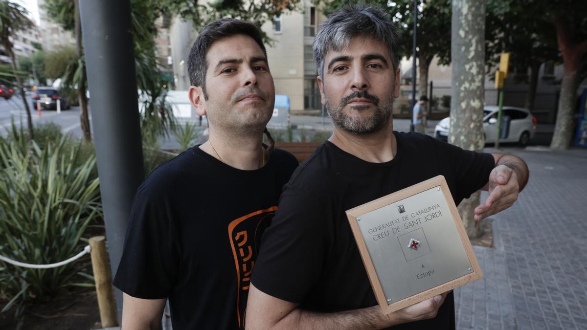 Los Estopa, premiados con la Creu de Sant Jordi 2022 de la Generalitat.