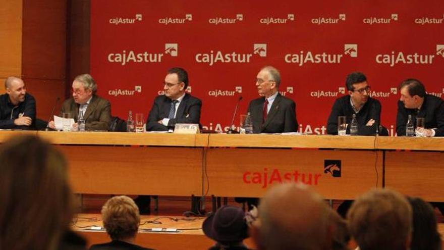 De izquierda a derecha, Javier Menéndez, Javier Gómez, Juan García Conde, Jaime Martínez, Pablo Ros e Ignacio Martínez.