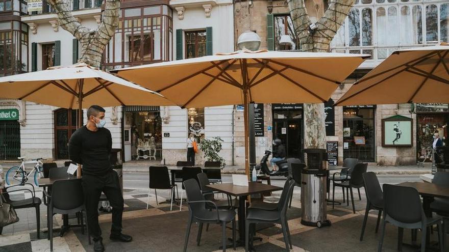 Bares y restaurantes de Mallorca podrán pedir la devolución de parte del Impuesto de Actividades Económicas por el cierre de la pandemia