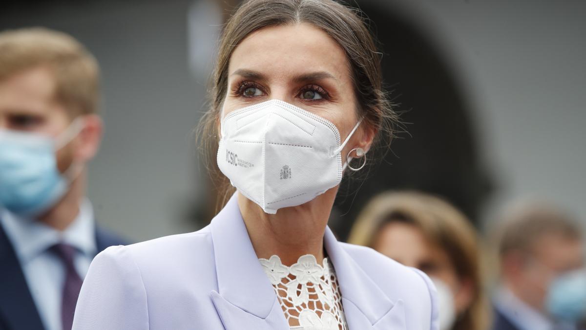 La Reina Letizia, durante el acto de homenaje al pueblo de La Palma por su conducta ejemplar.