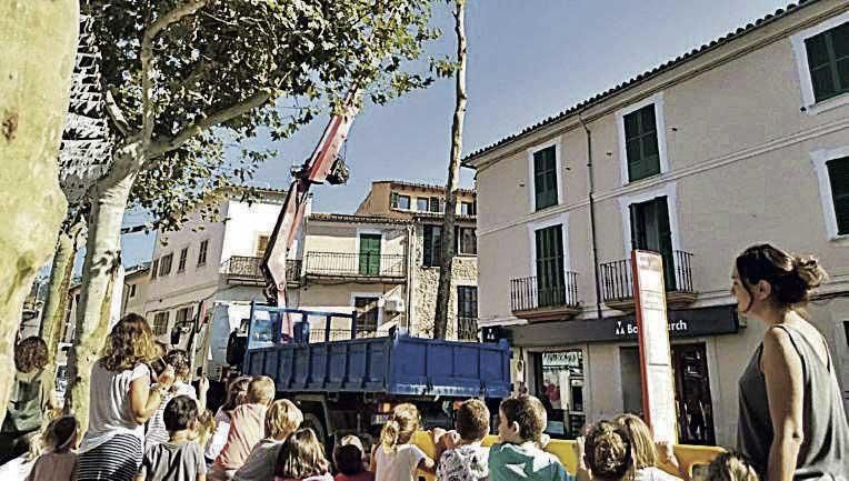 Diari de l'Escola: L?escola viu la festa del poble