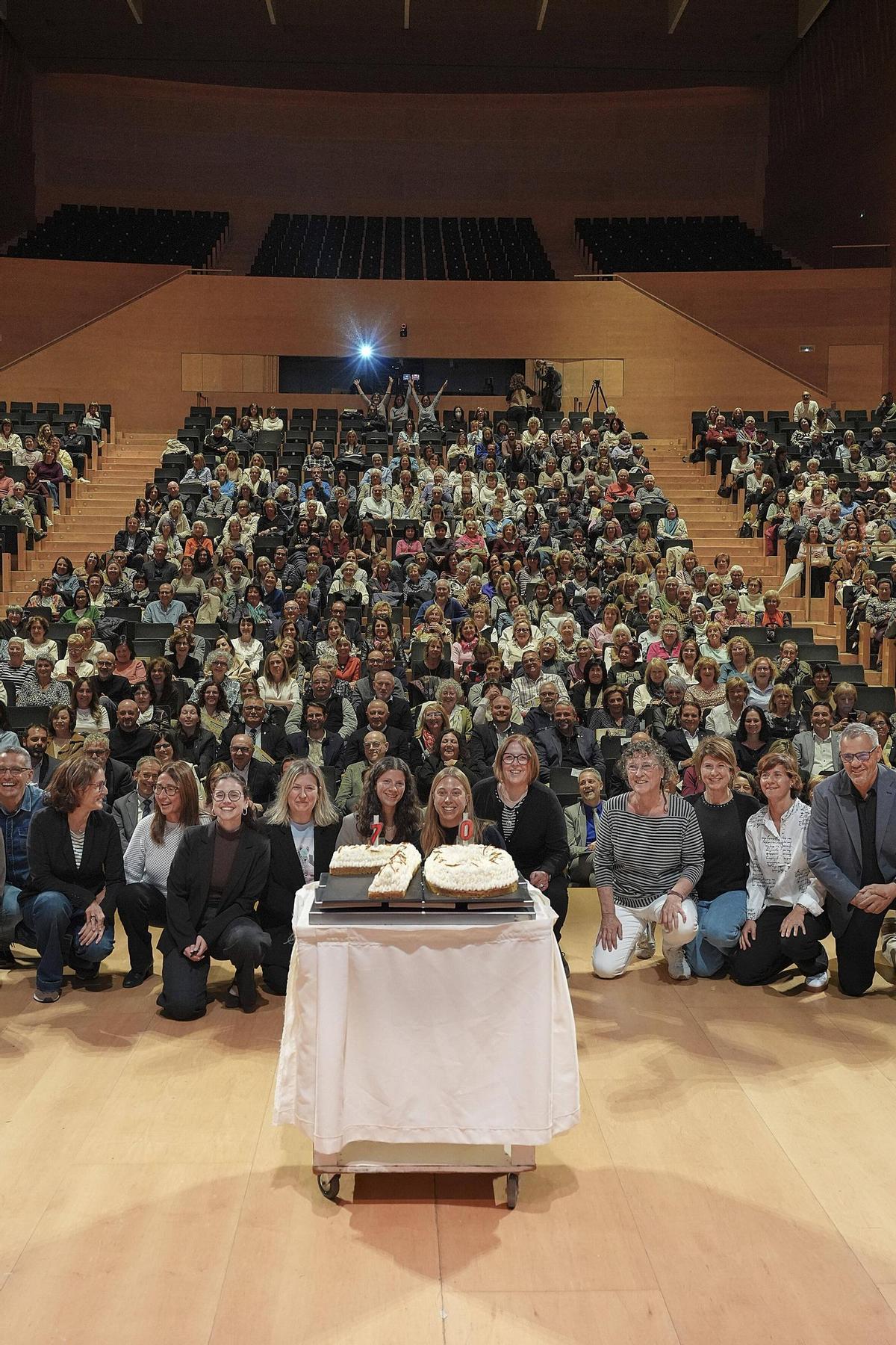 Pastís d'aniversari dels 70 anys del Trueta.