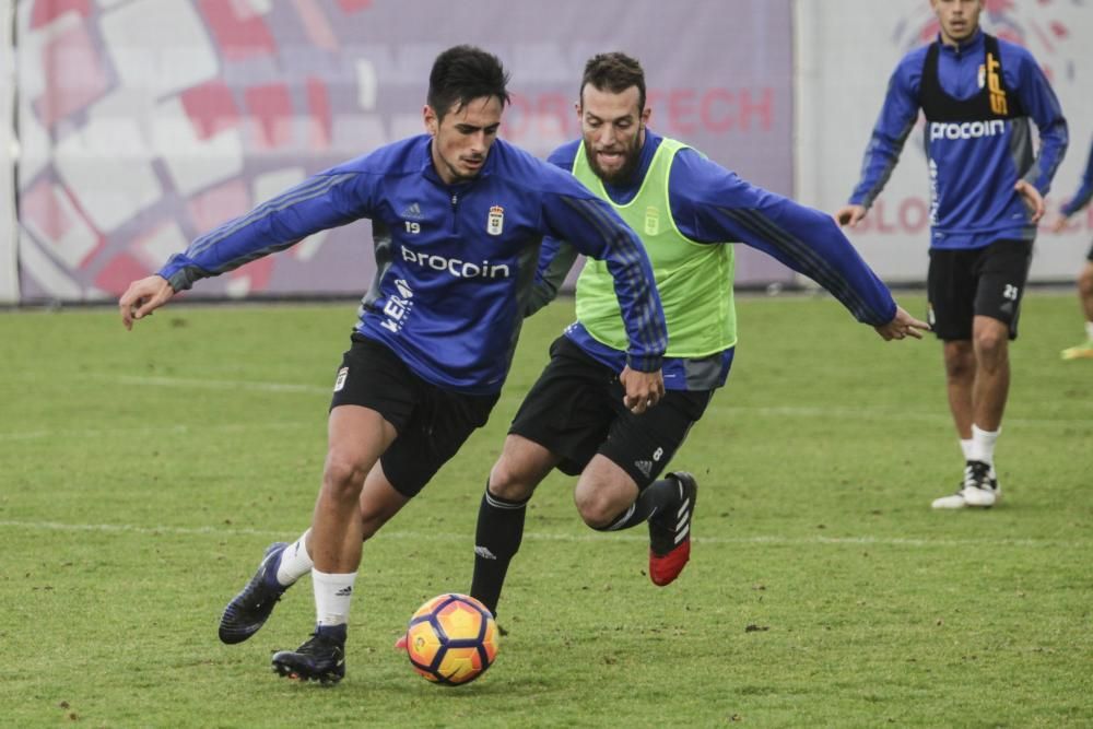 Entrenamiento del Real Oviedo en El Requexón