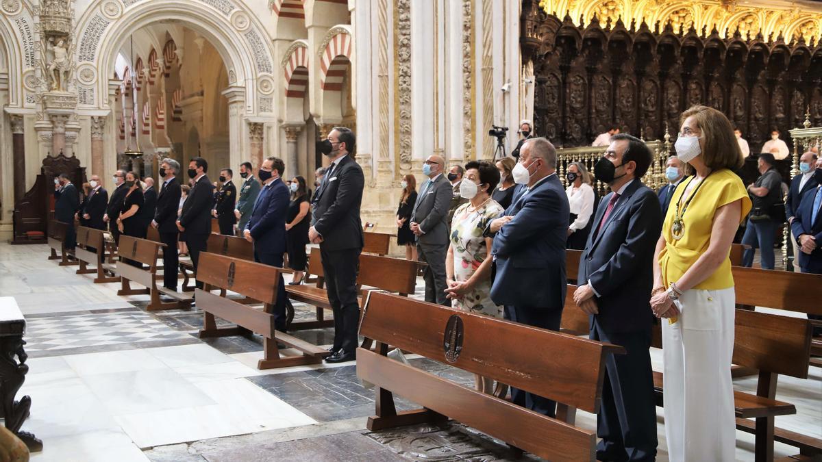 El Patio de los Naranjos acoge la procesión del Corpus Christi