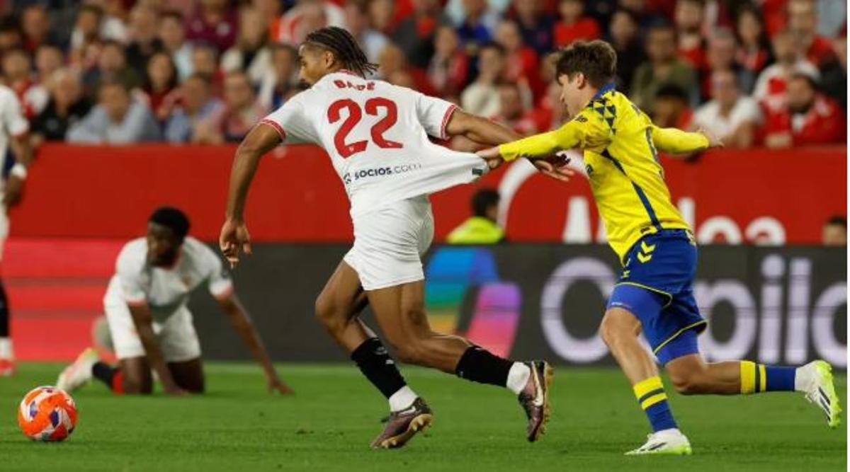 Loic Bade, in the duel against Las Palmas.