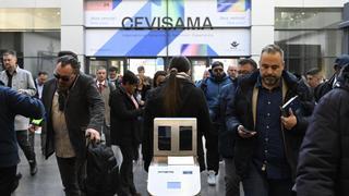 Cevisama va a más: Aumenta la afluencia de público en la segunda jornada