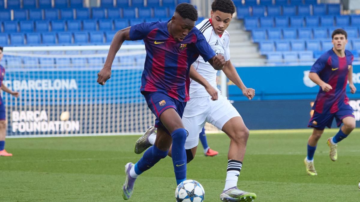 Sama Nomoko se lesionó ante el Eintracht en el partido de la Youth League