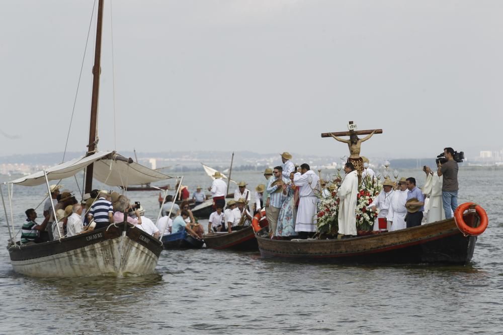 Encuentro de los Cristos de El Palmar, Catarroja, Silla y Massanassa en el Lago de la Albufera