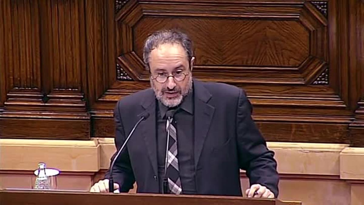 La intervenció d’Antonio Baños (CUP) al Parlament (10-11-2015).
