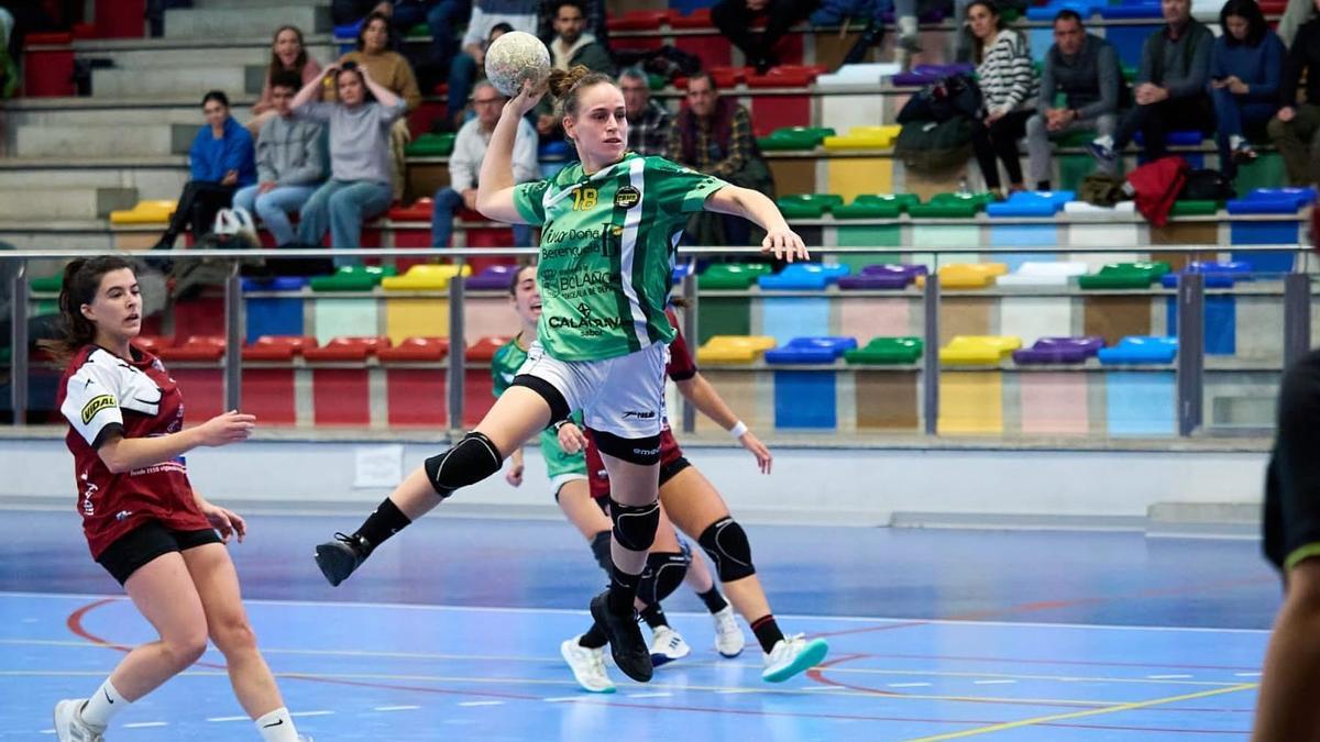 María Pérez en su etapa en el BM Bolaños.