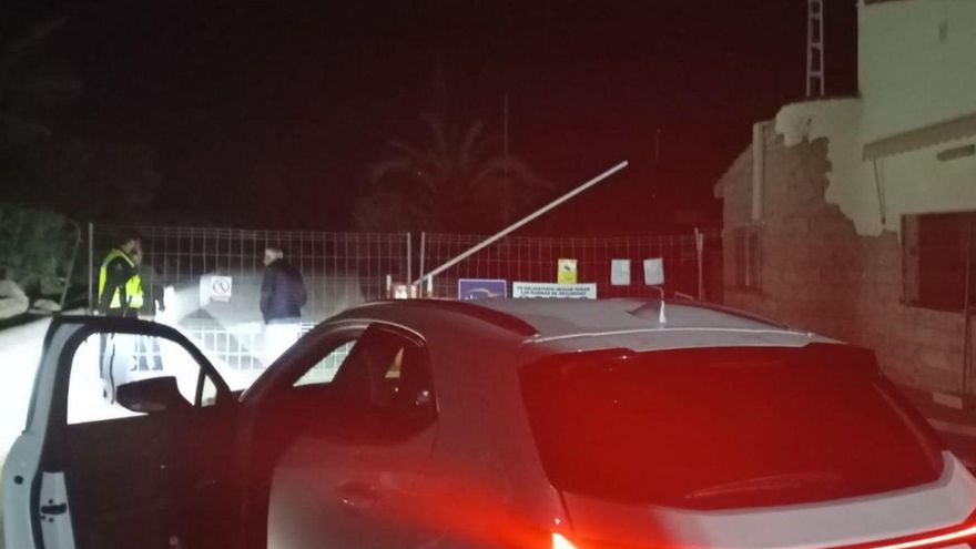 Los vecinos del camping del Portús, otra vez sin poder entrar a sus casas