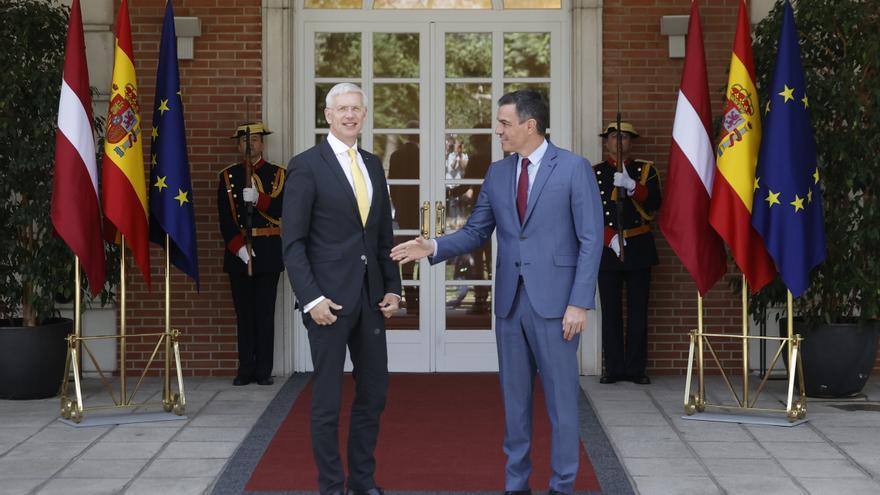 Sánchez reafirma ante Letonia el compromiso de España con la seguridad de la OTAN
