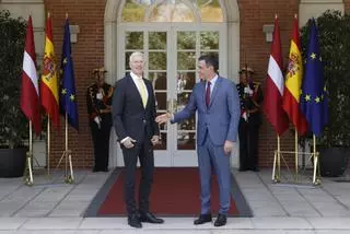 Sánchez reafirma ante Letonia el compromiso de España con la seguridad de la OTAN