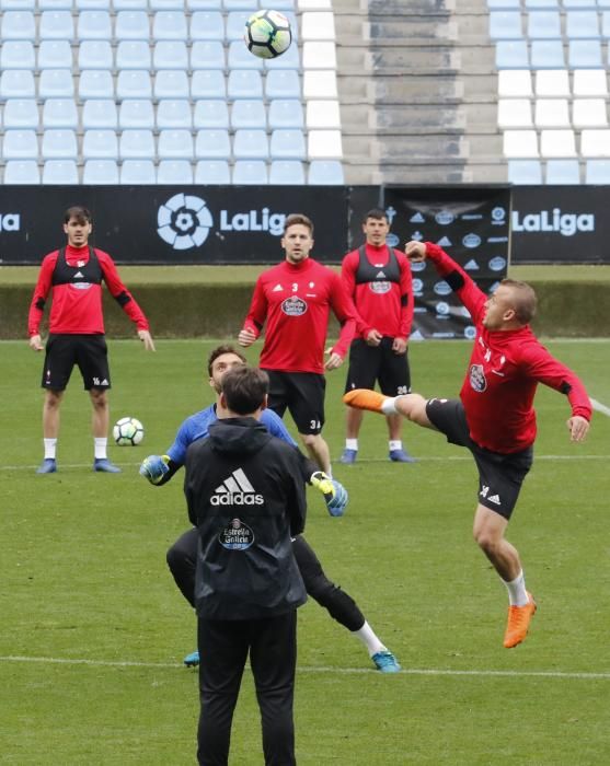 Último entrenamiento del Celta antes de vsitar el Bernabéu // Alba Villar